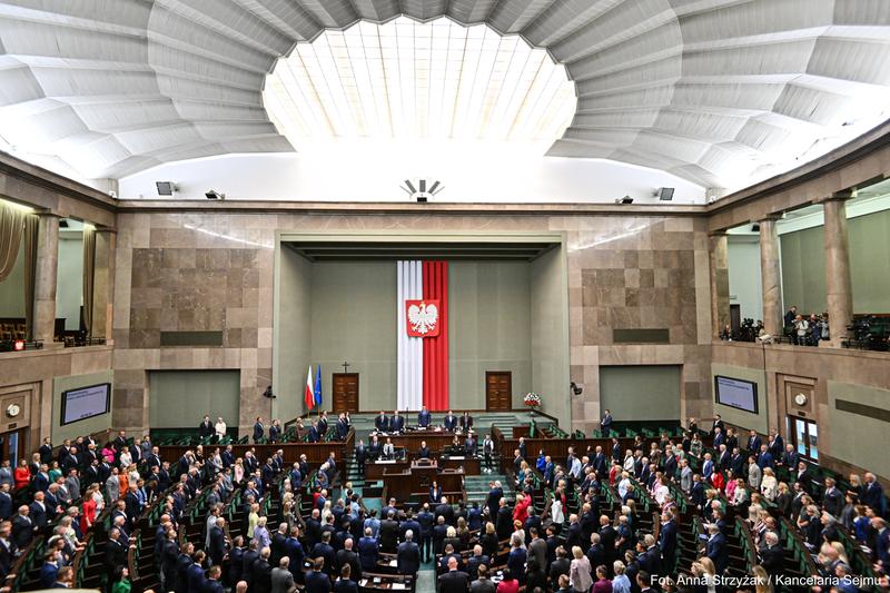POSIEDZENIE KOMISJI NADZWYCZAJNEJ DS. OCHRONY ZWIERZĄT